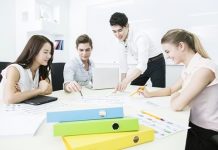 바쁘고 복잡한 직업, 노후 사고력 유지 도움